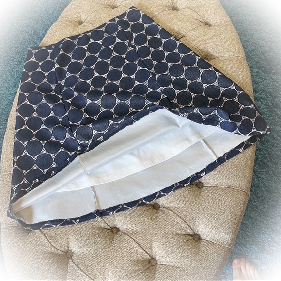 💕Beautiful Navy Aline Skirt Circle & Lace Detail - Picture 6 of 9